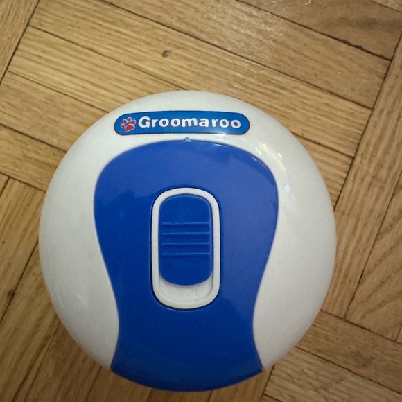 Groomaroo Cordless Pet Grooming Device - Picture 3 of 5
